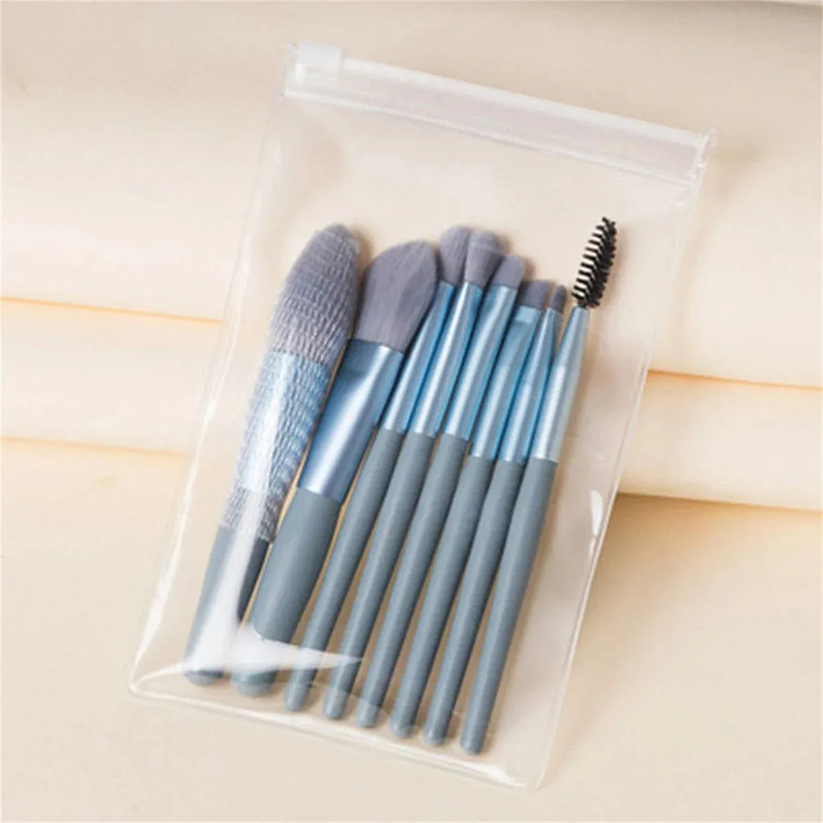 8Pcs Soft Fluffy Makeup Brushes