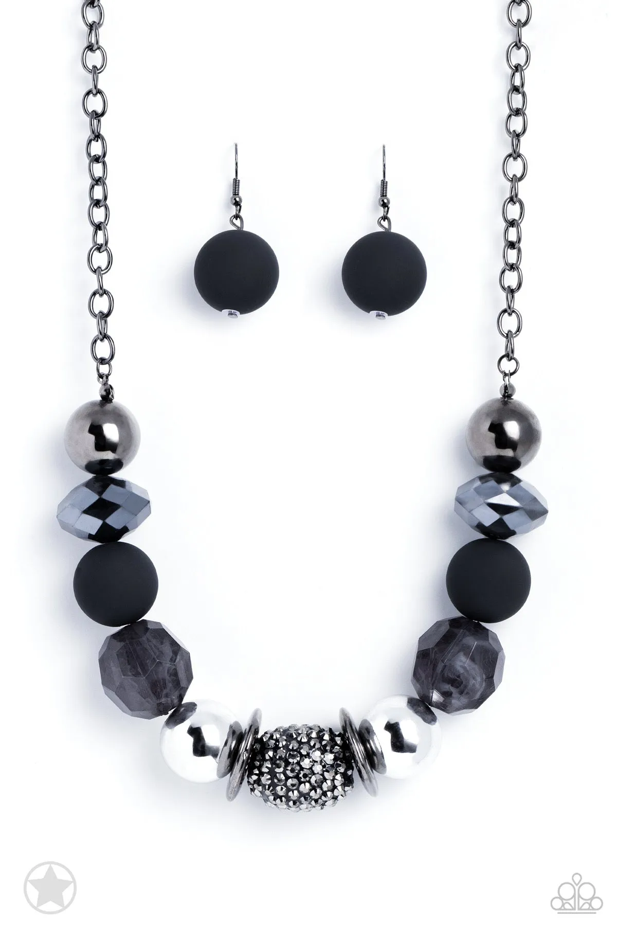 A Warm Welcome - Black Necklace - Paparazzi Accessories