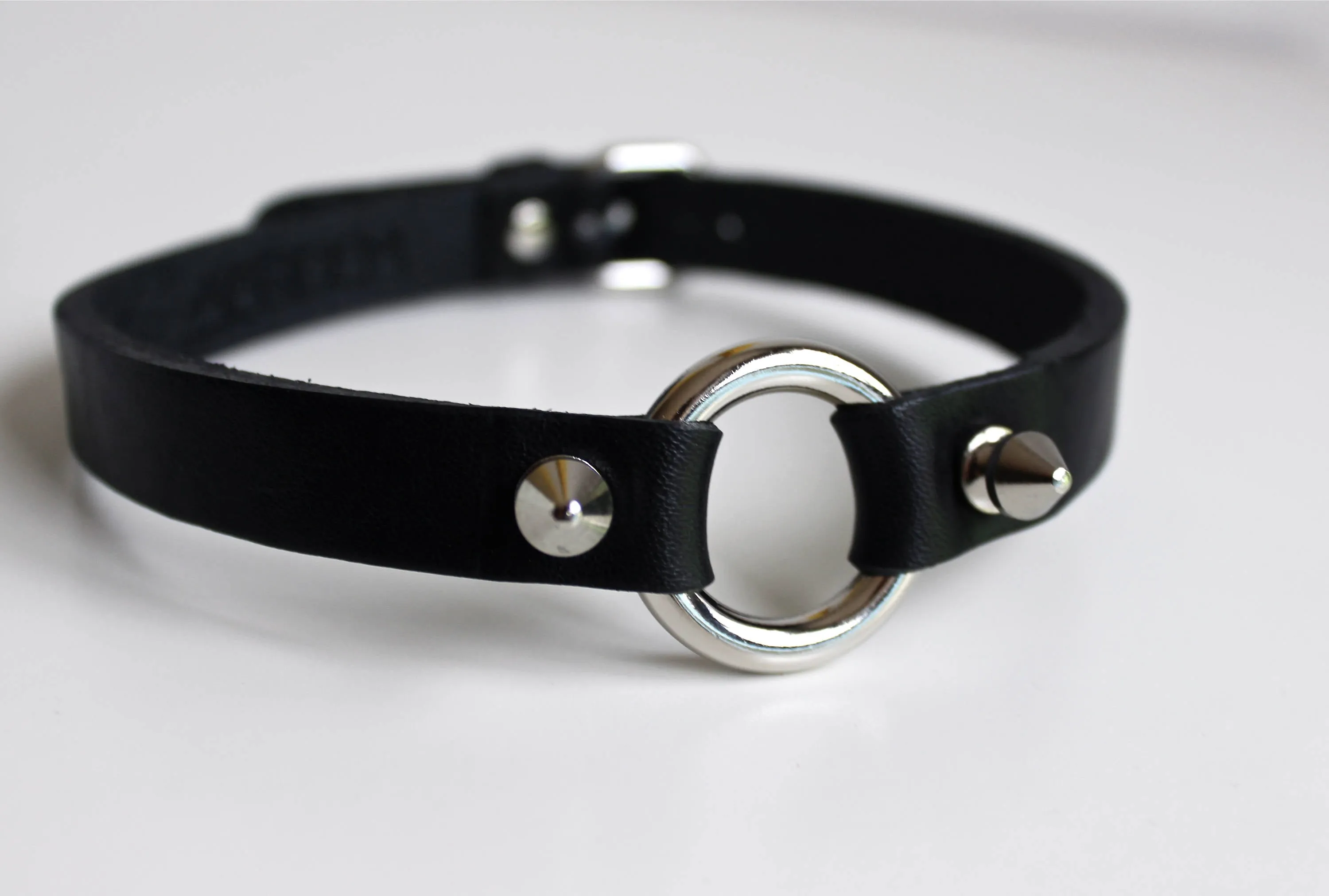 Absidem Studded Choker | Black/Silver