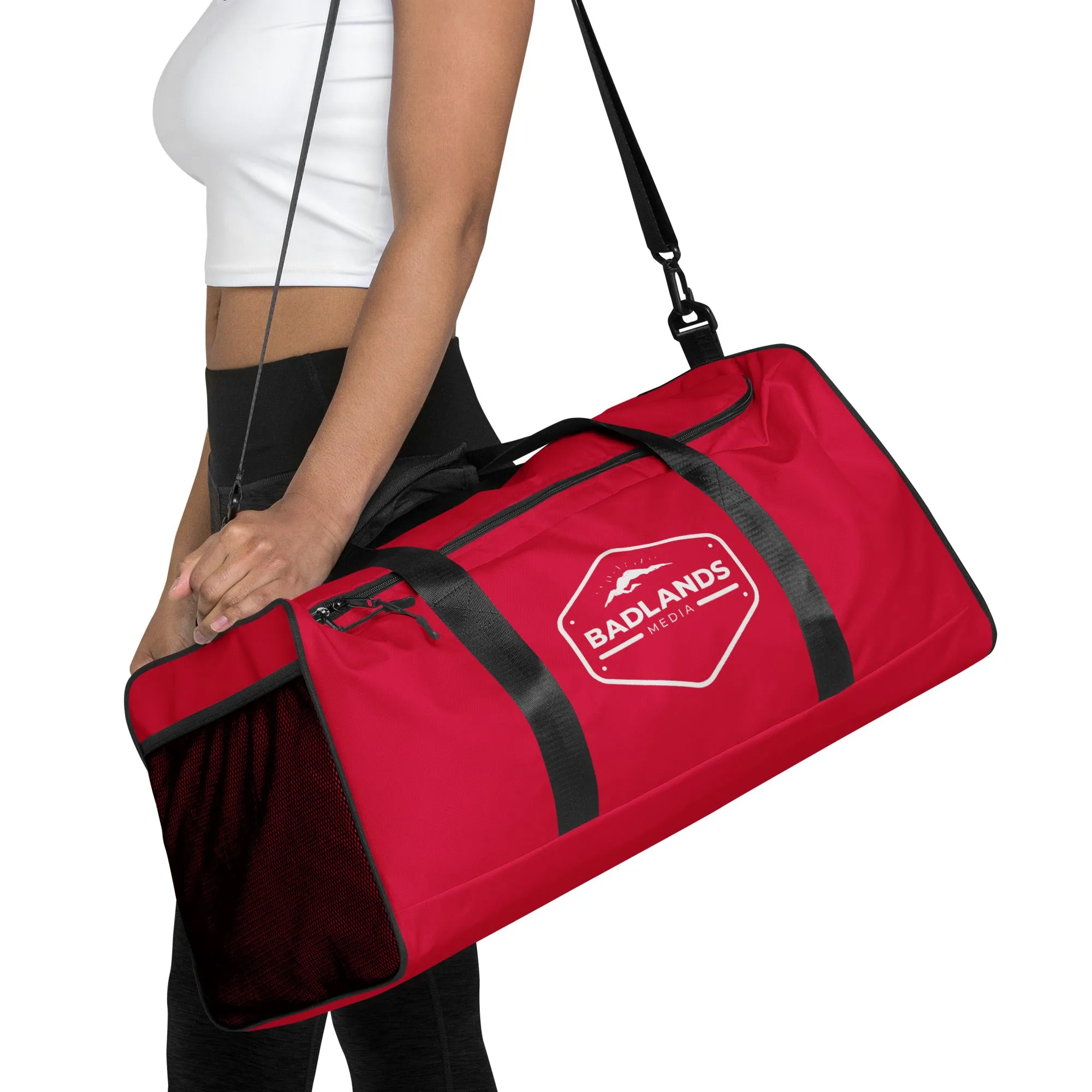 Badlands Extra Large Duffle Bag in cherry