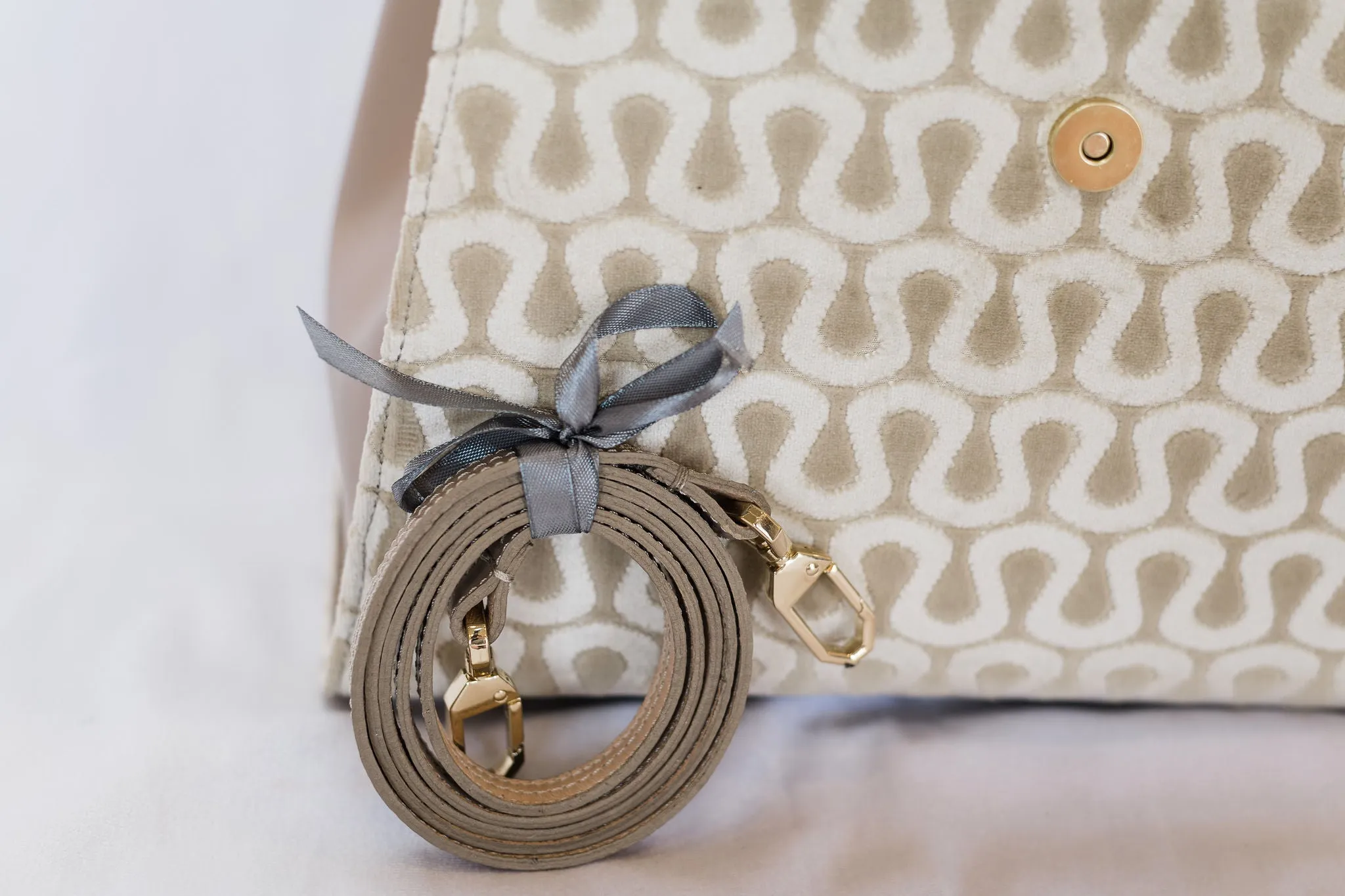 Chiara Handbag {Neutral}