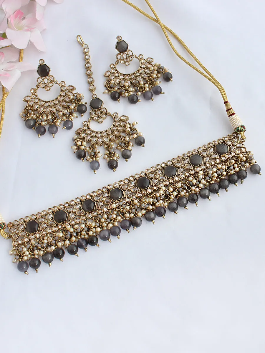 Chitra Necklace Set