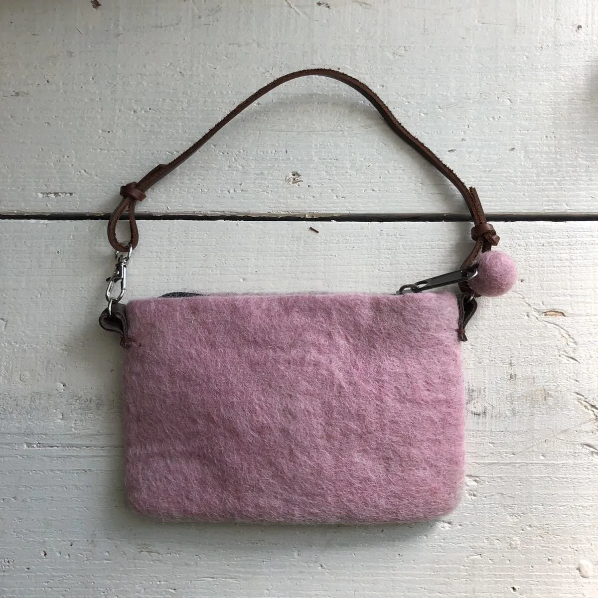 Daisy | Handmade Felt Camera Pouch