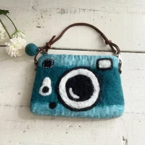 Daisy | Handmade Felt Camera Pouch