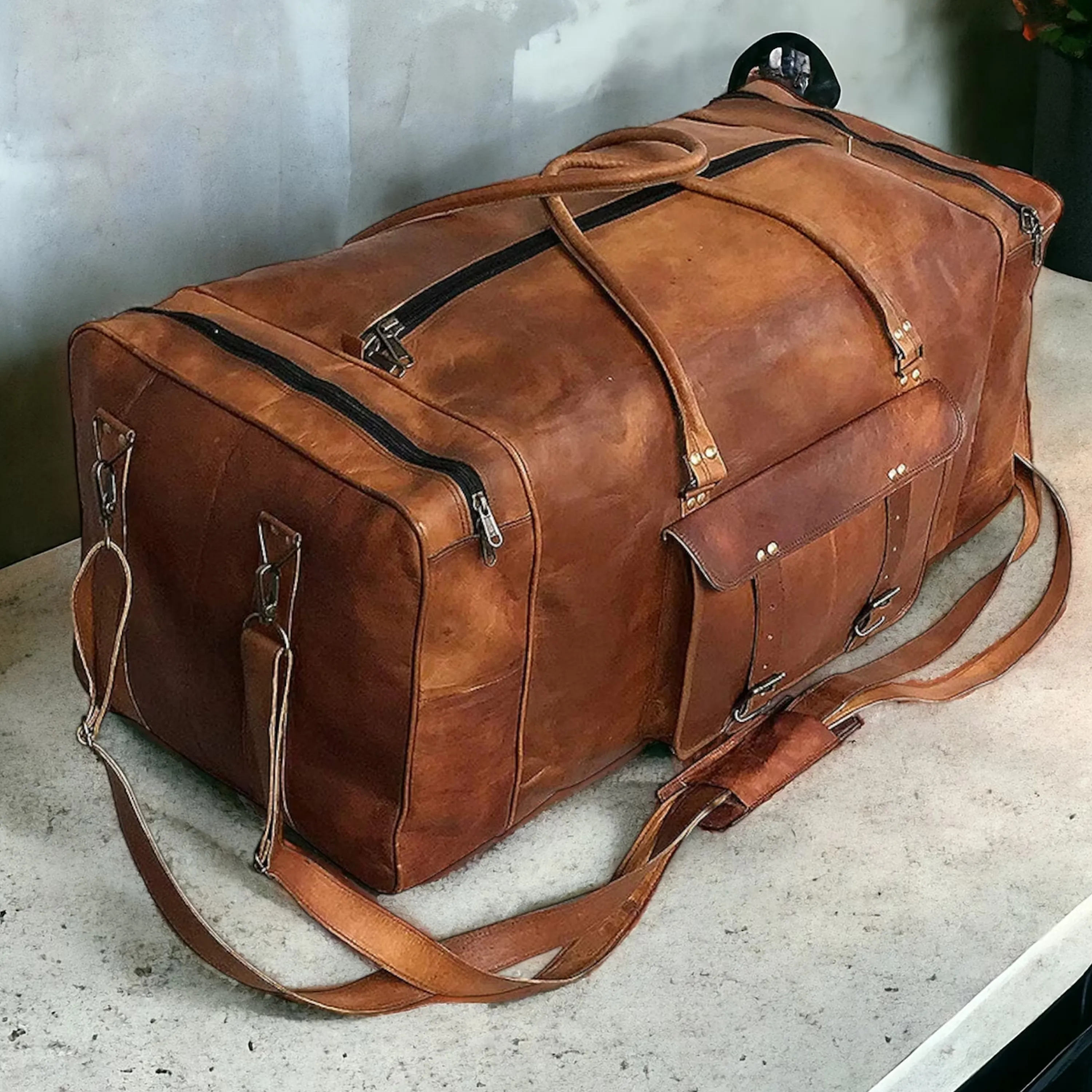 Dazzlo Leather Duffle Bag - Brown (Tan) - 20"/24"/28"