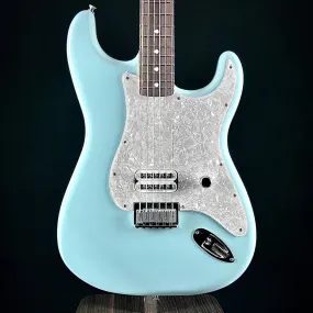 Fender Limited Edition Tom Delonge Stratocaster