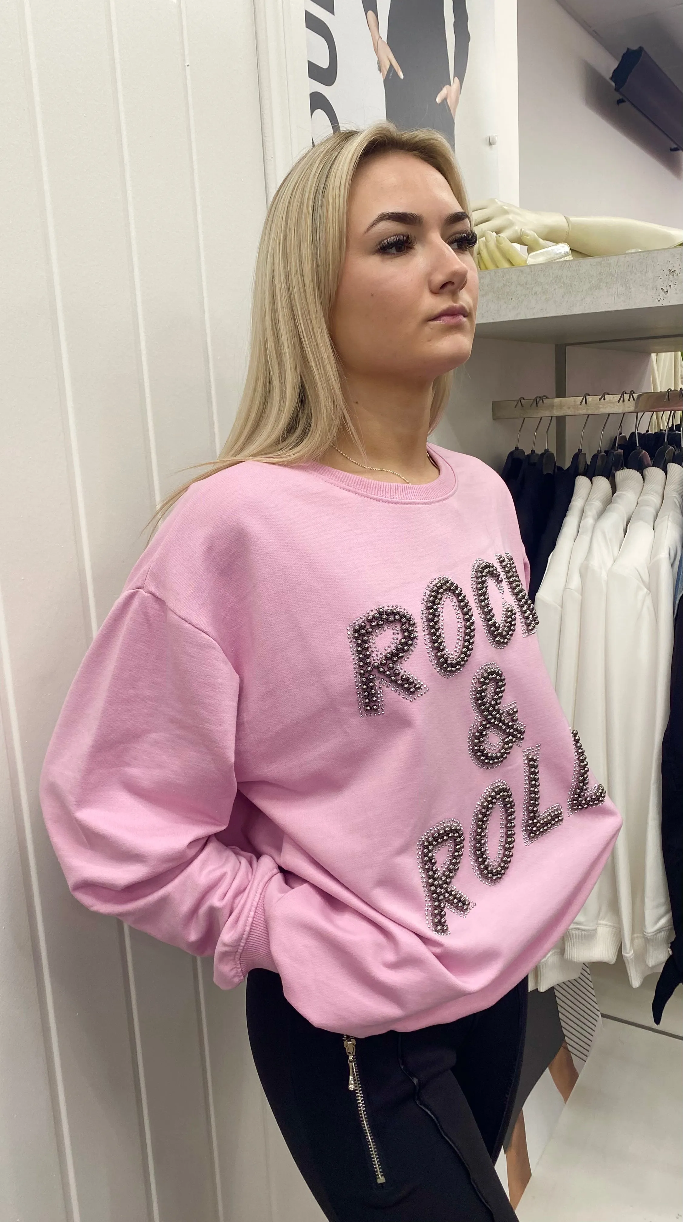 FETIVAL STUDDED ROCK & ROLL SWEAT SHIRT