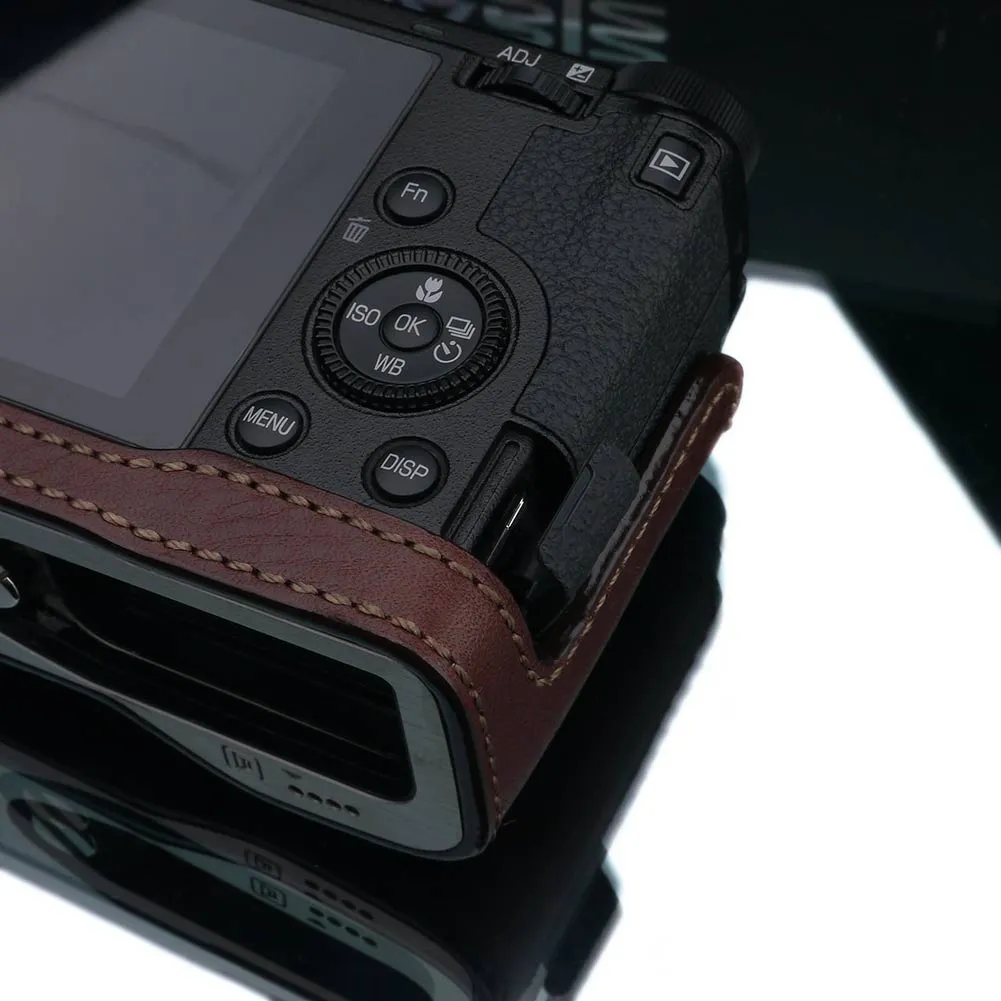 Gariz HG-GRIIIBR Brown Leather Camera Half Case for Ricoh GR III