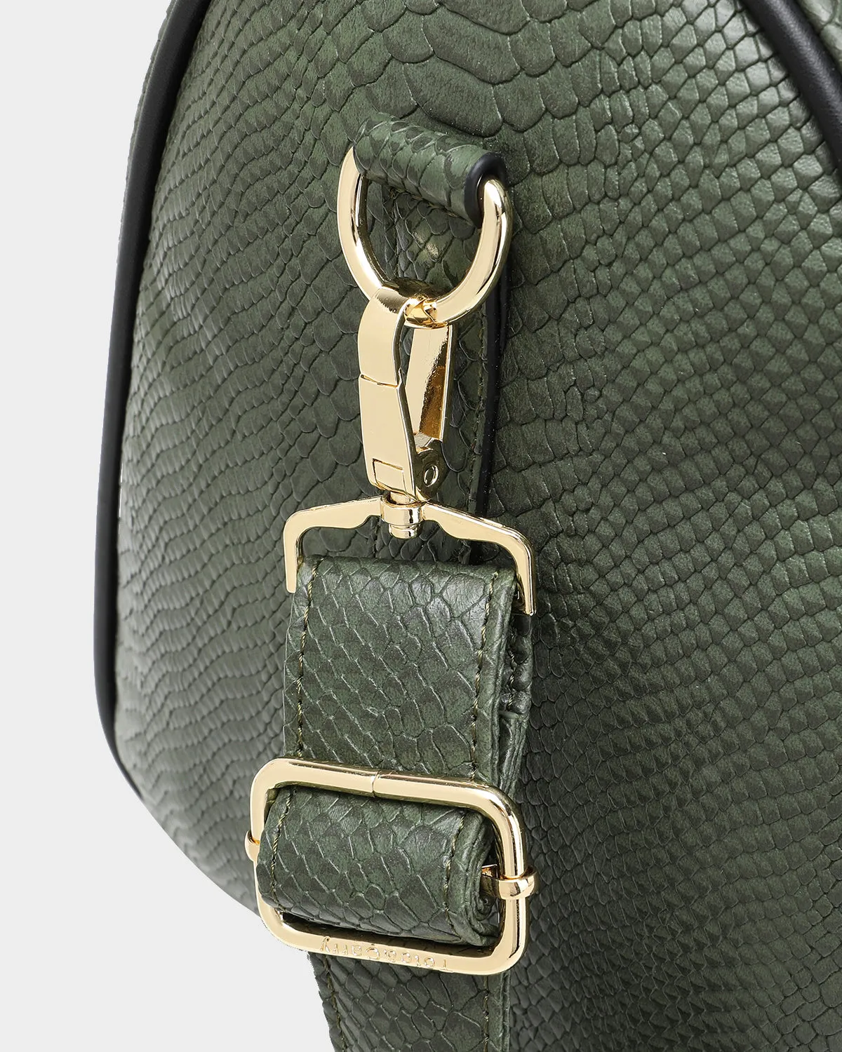 Goddess Duffle Bag in Green