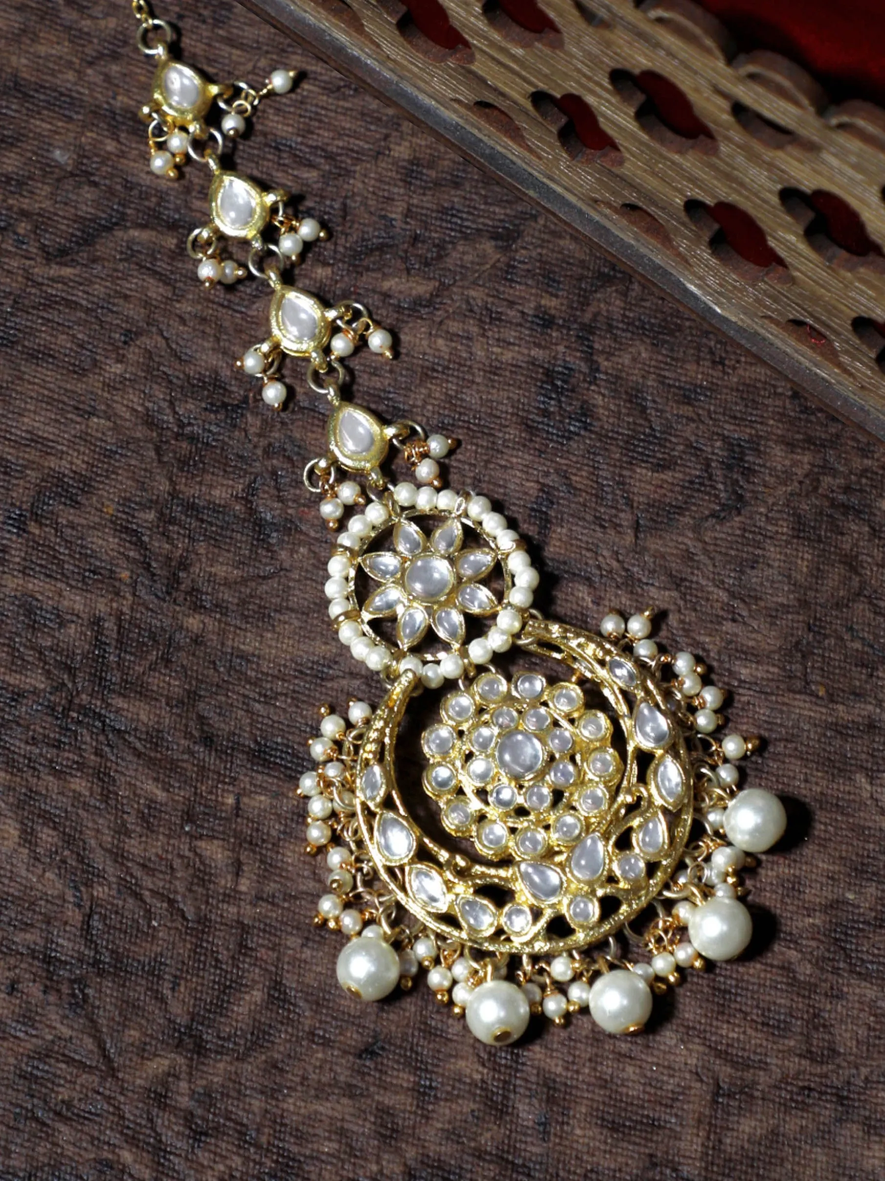 Gold Plated Pearl Studded Kundan Maangtikka