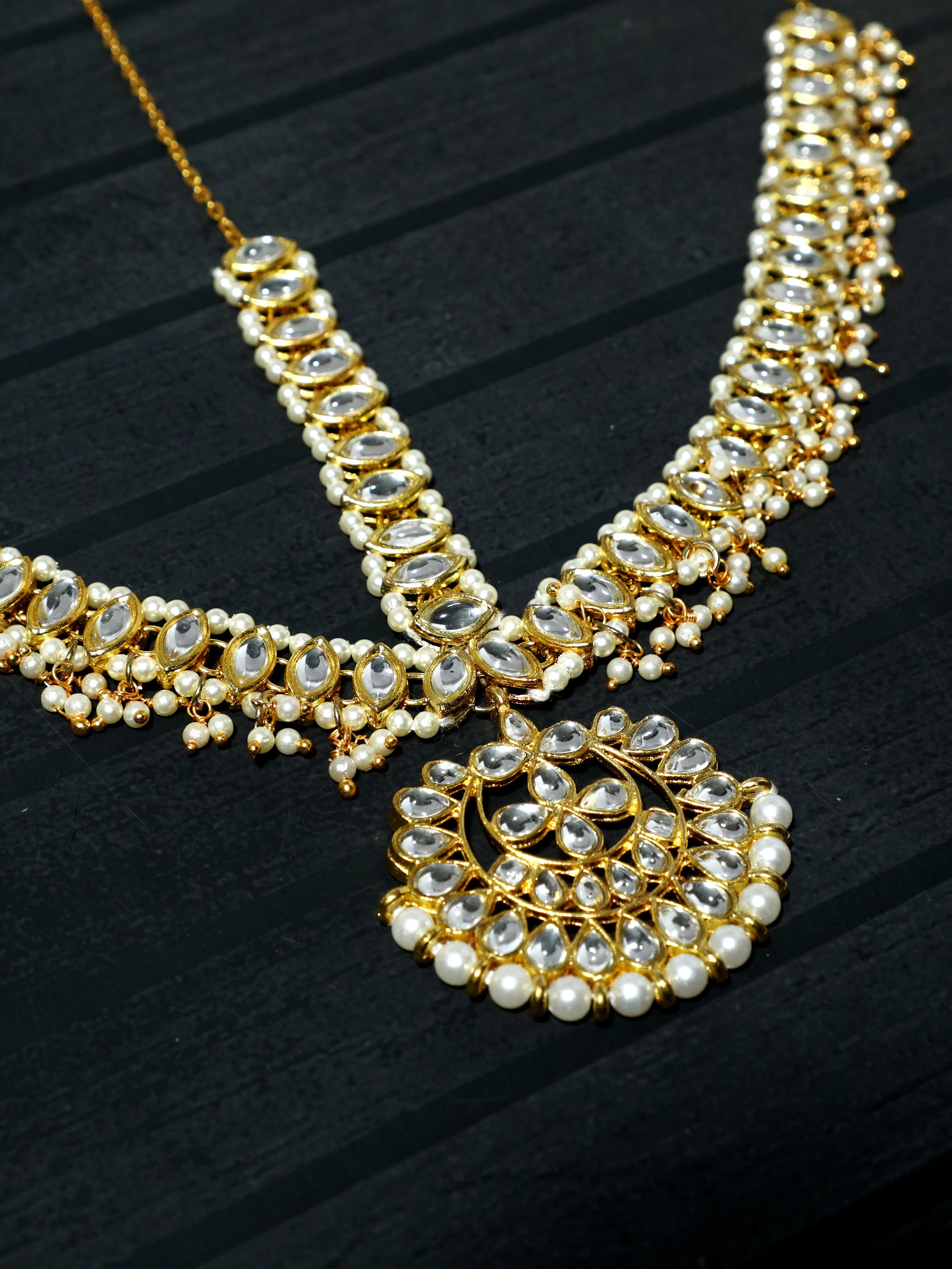 Gold-Tone Pearl Beads and Kundan Studded Tassel Mathapatti