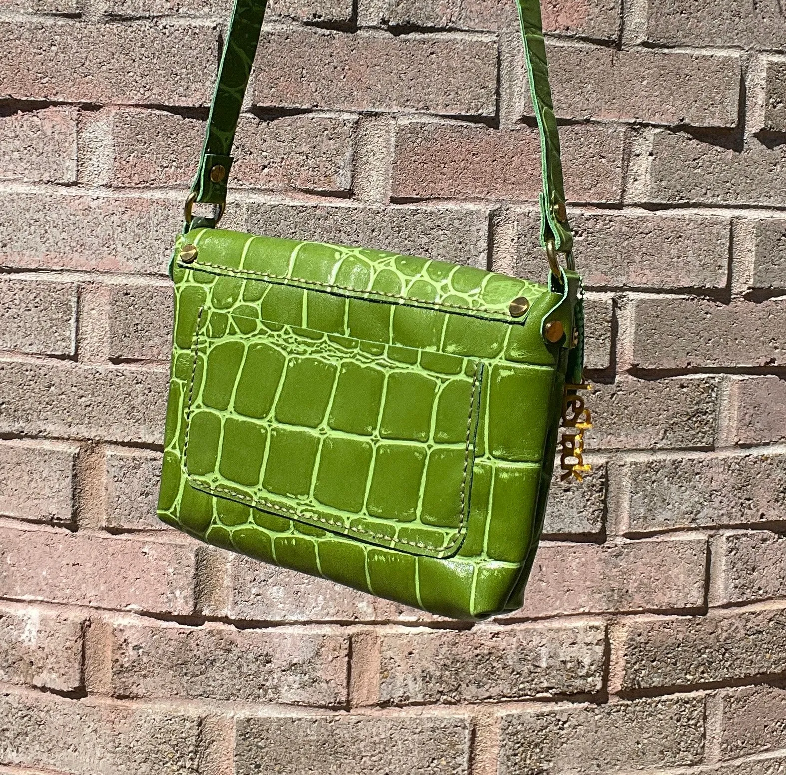 Green Jumbo Croc Embossed  Leather Small Crossbody Flap Messenger Bag