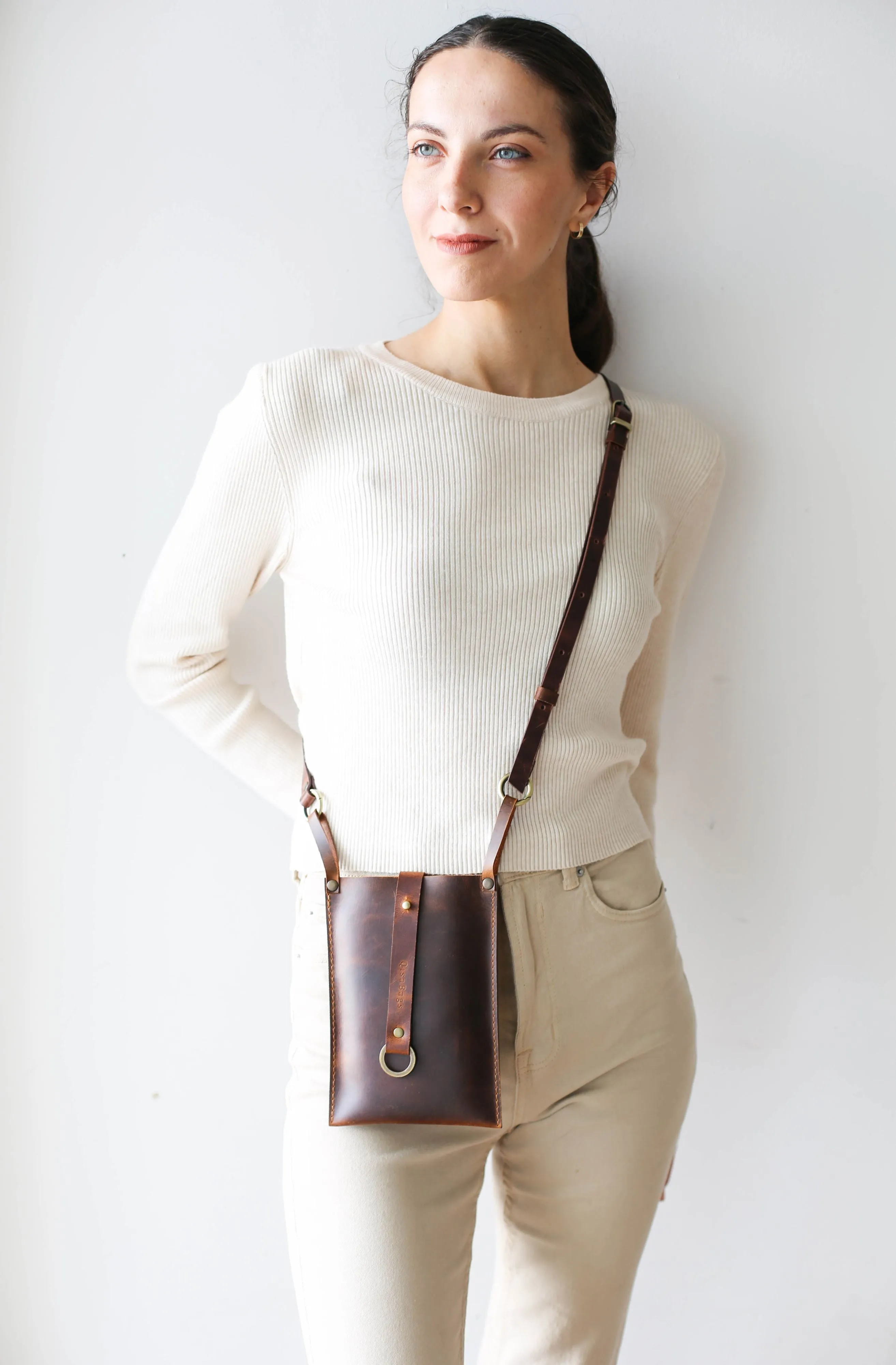 Hazelnut Brown Leather Phone Bag