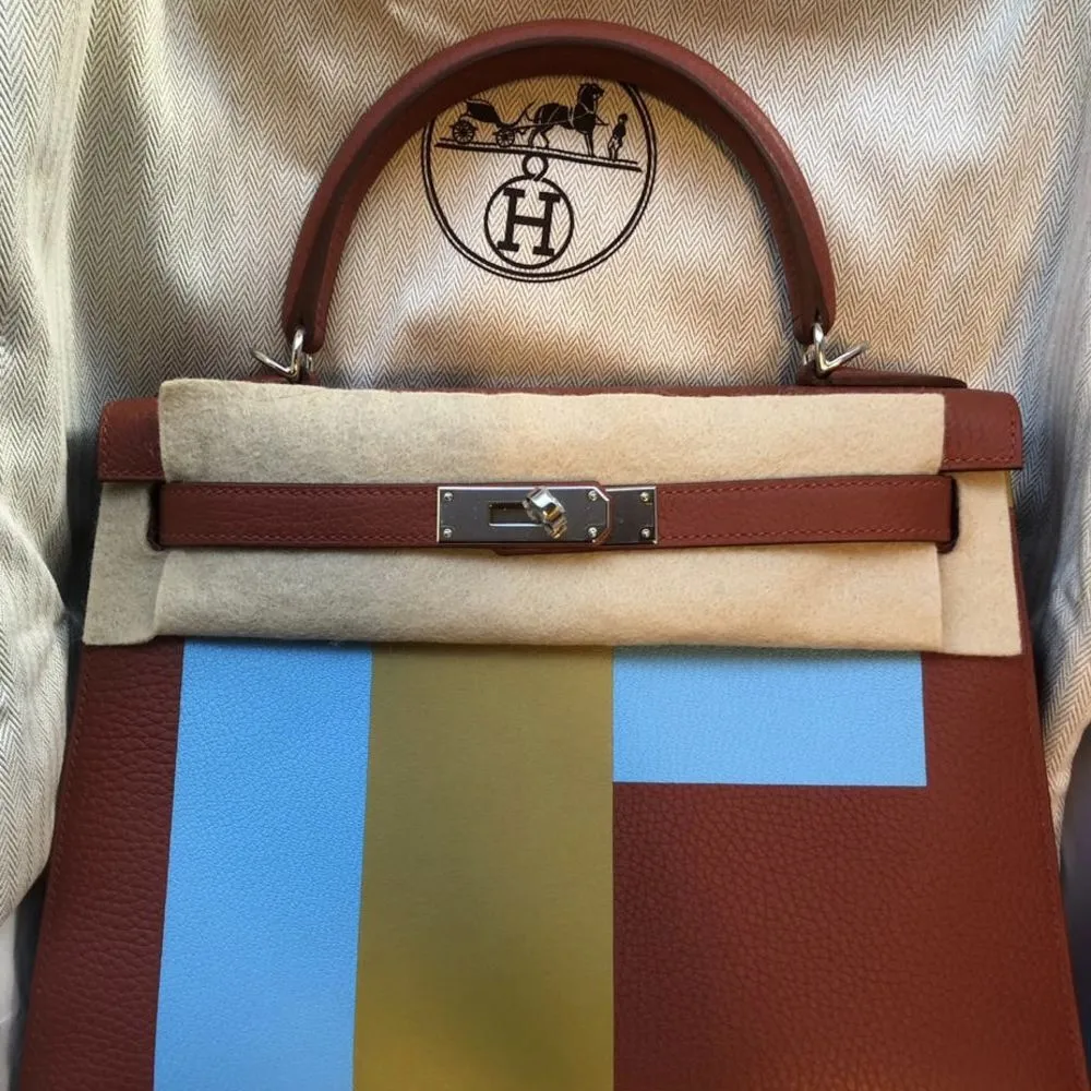 Hermès Kelly Limited Edition 28 Brique/Celeste Lettre E Taurillon Clemence Palladium Hardware PHW