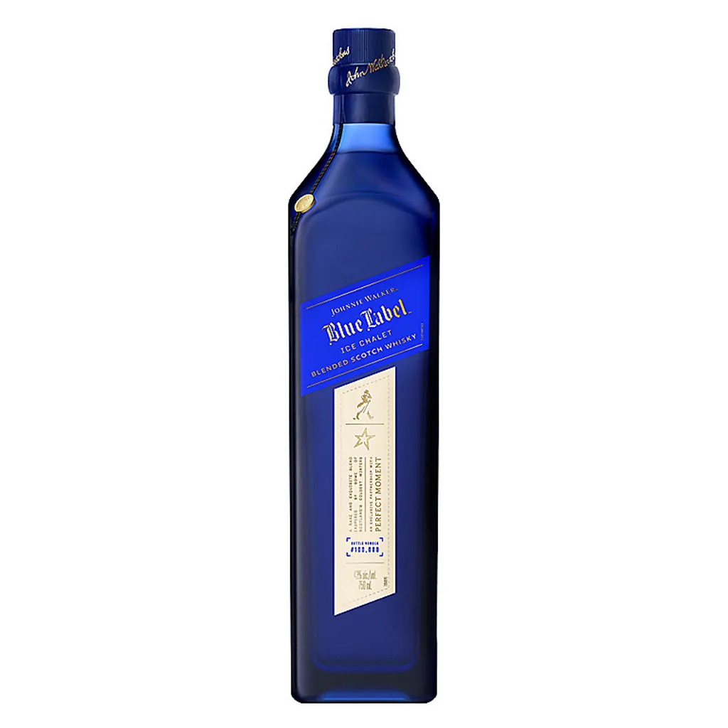 Johnnie Walker Blue Label Ice Chalet Limited Edition in Reversible Bag