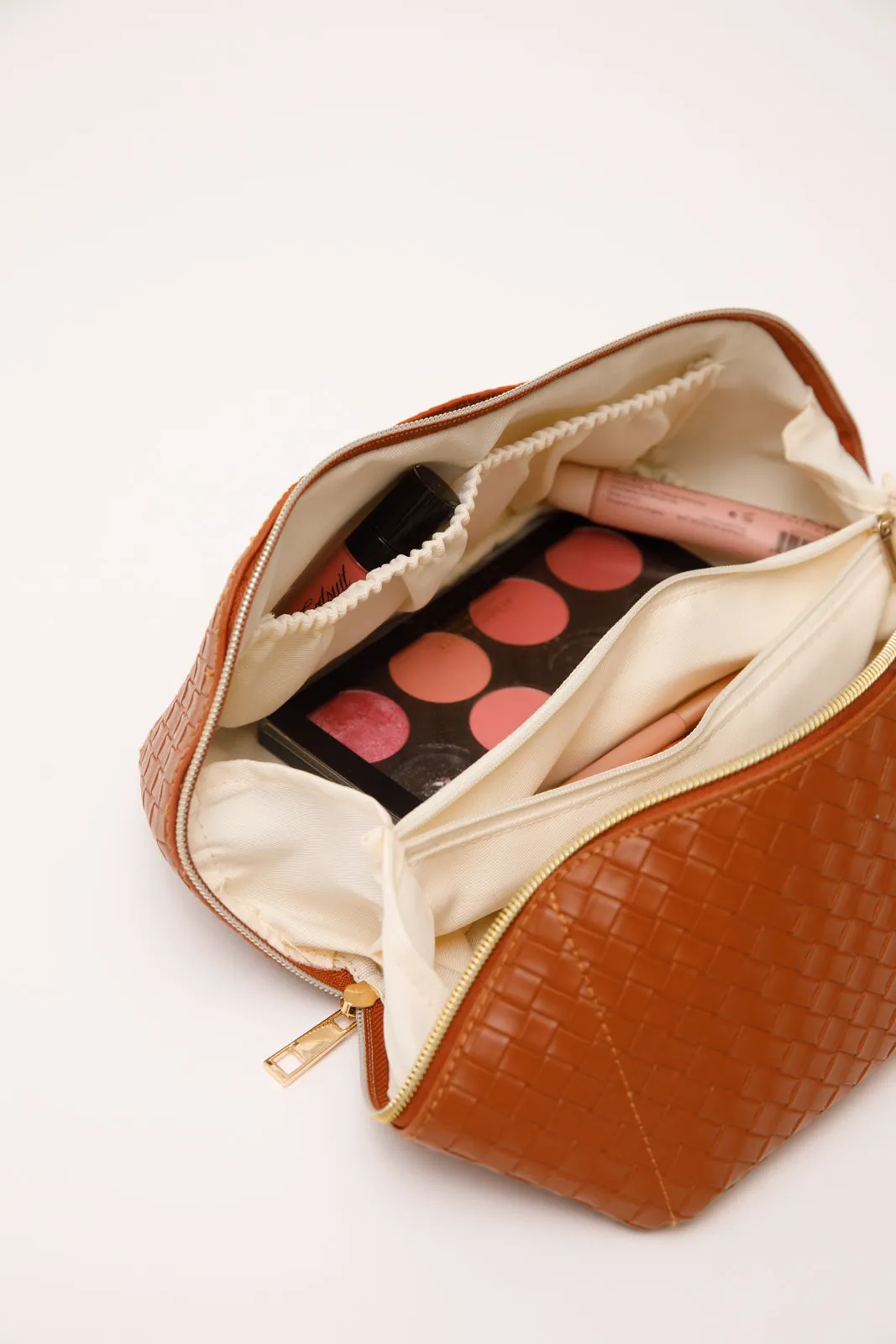 Large Capacity Cosmetic Bag | Cognac