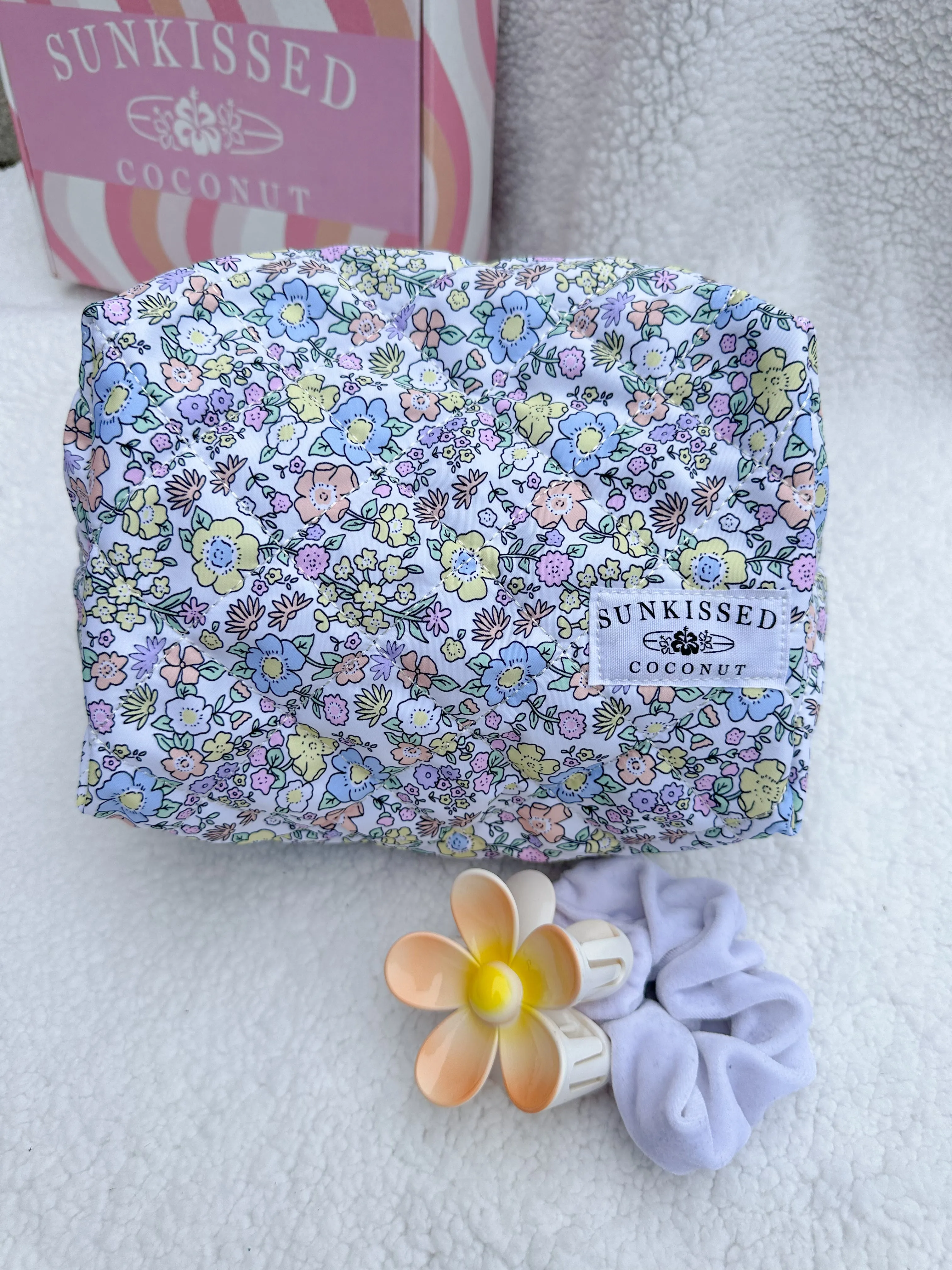 Large Pastel Flower Quilted Handmade Travel Bag