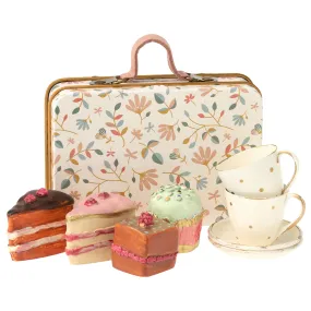 Maileg Cake Set in Suitcase