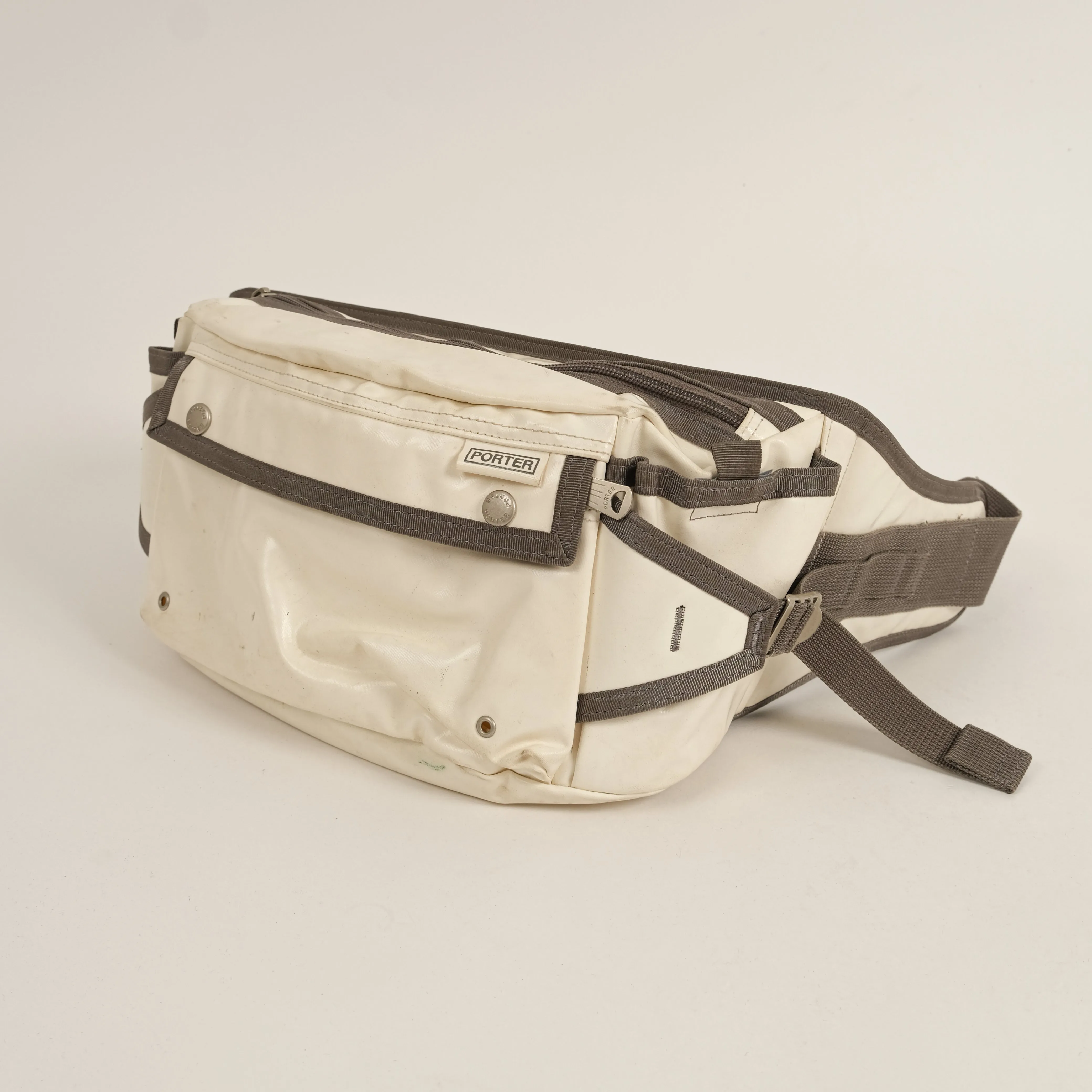 PORTER GORE-TEX WHITE CAMERA BAG #31