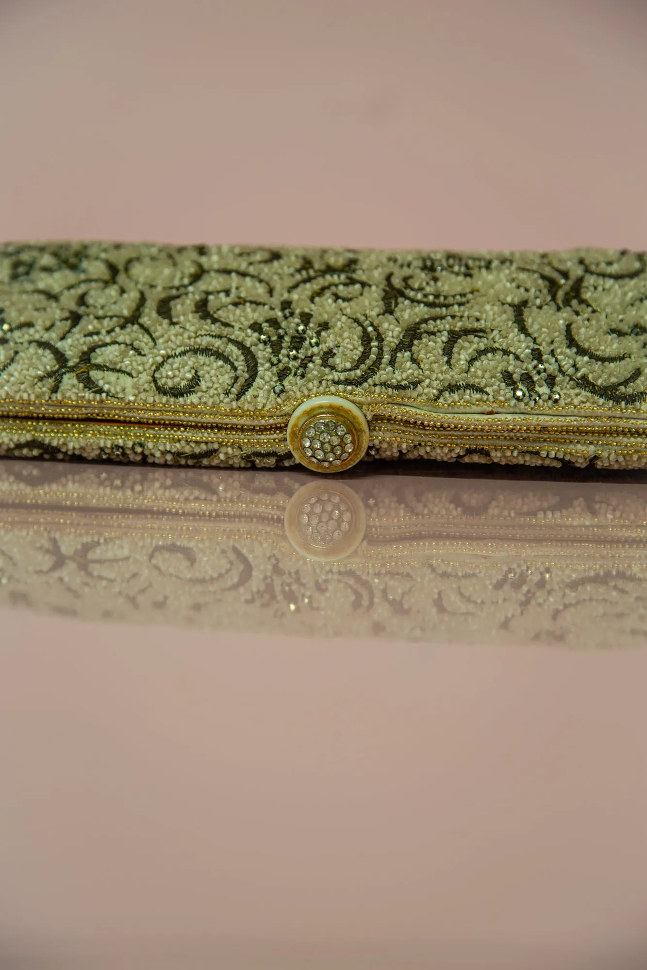 Vintage 1930s Beaded Ivory and Gold Clutch Bag