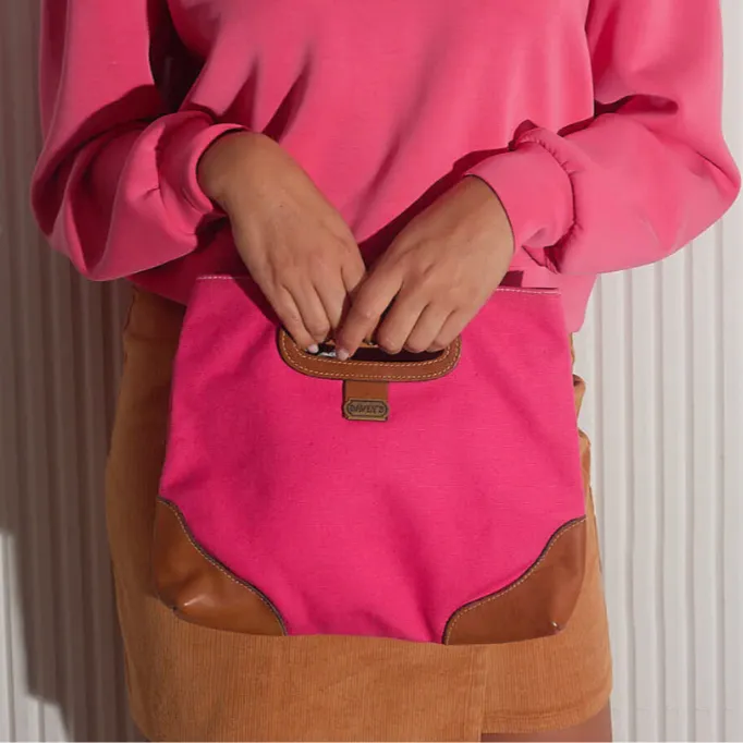 Vintage 1960s Pink Bermuda Bag