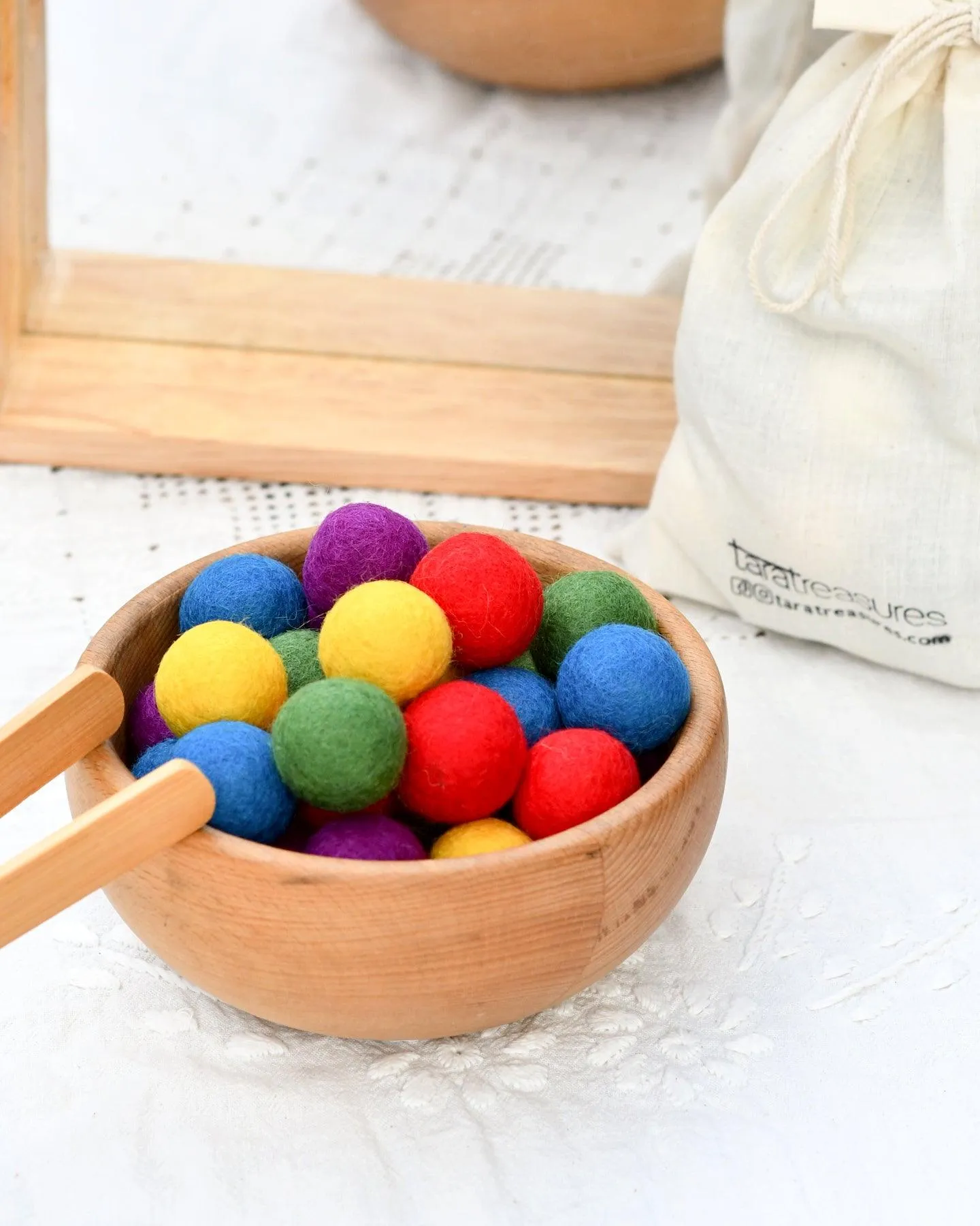 Wool Felt Balls in a Pouch - Bright Colours 3cm 30 balls